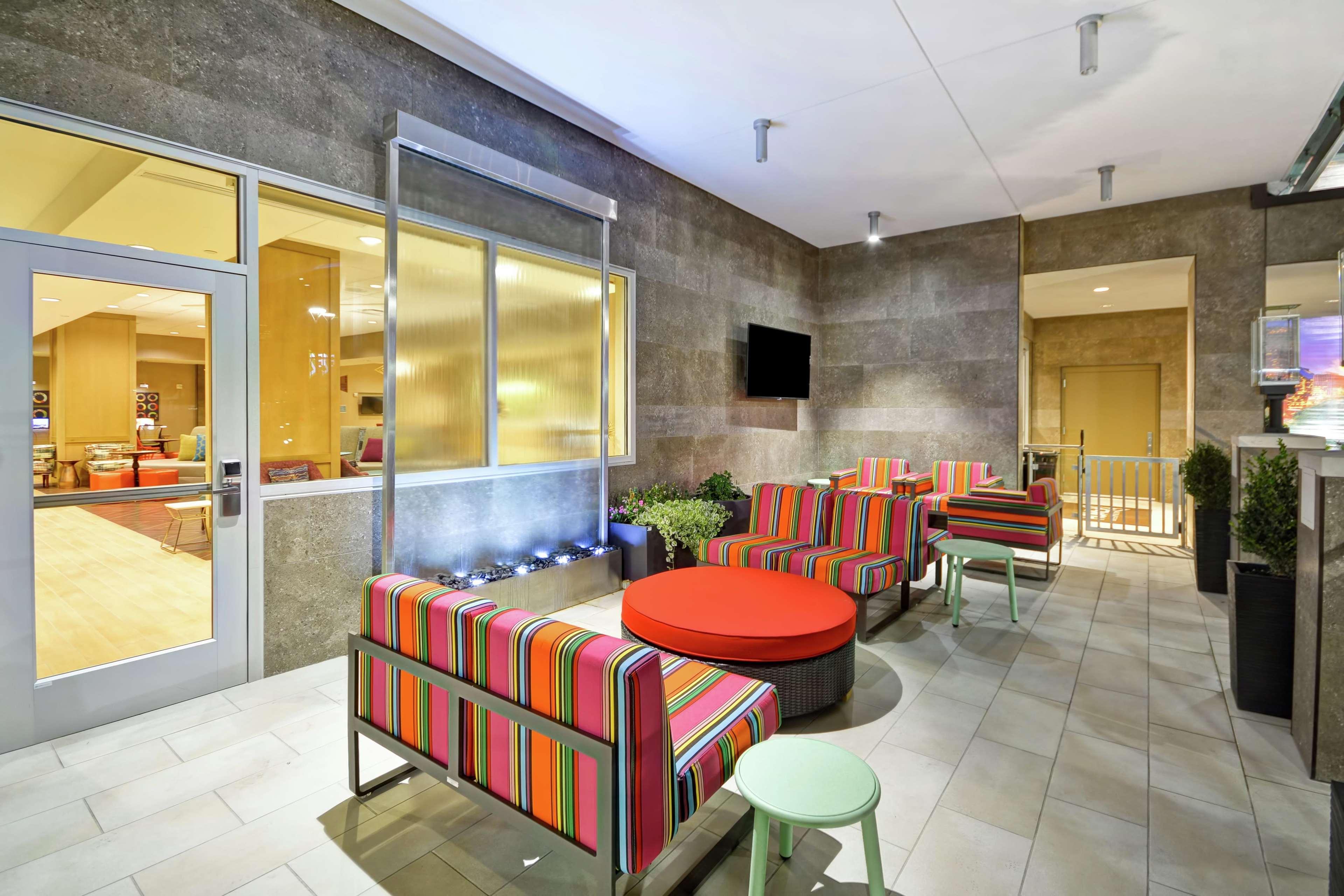 Home2 Suites At The Galleria Хьюстон Экстерьер фото